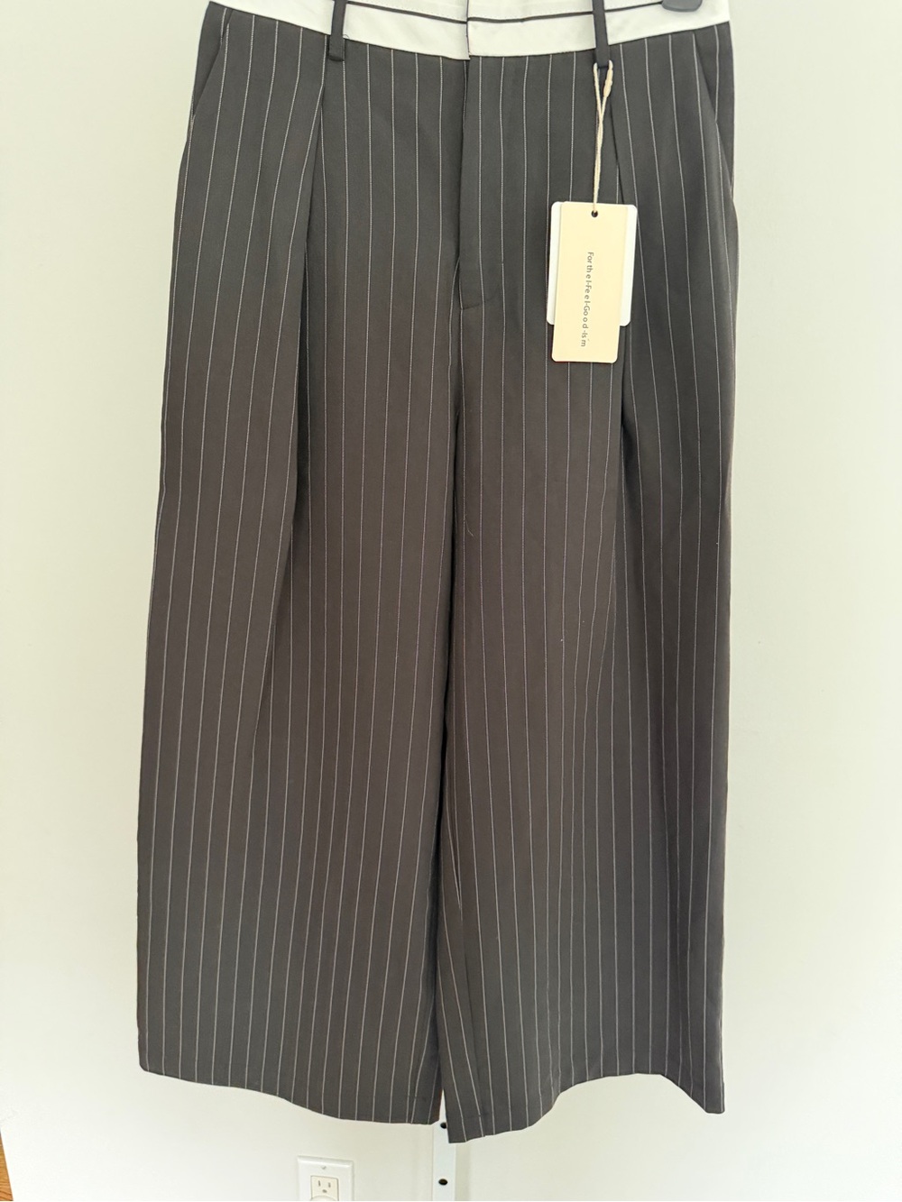 Commense Black Pinstripe Wide-Leg Pants size XS new with tags